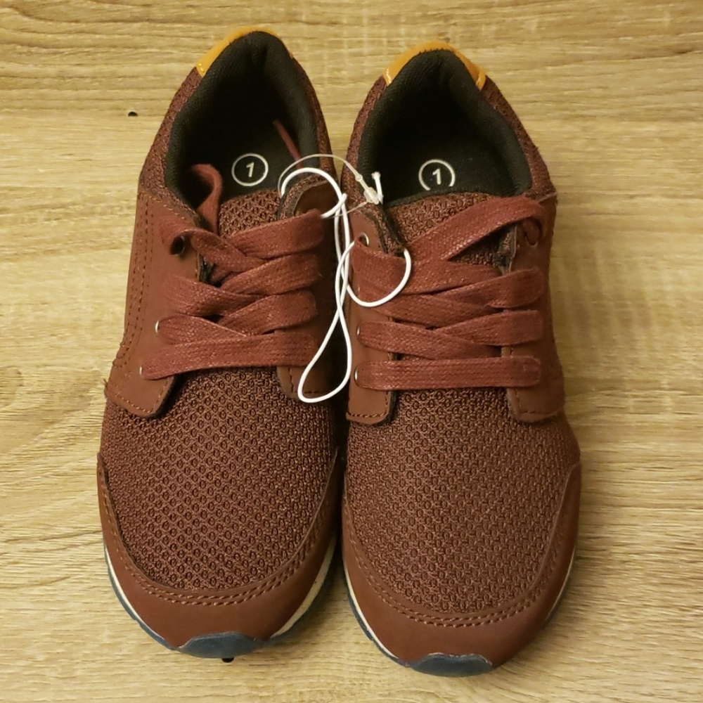 $8 w/ bundle! Cat & Jack Boy Shoes Maroon